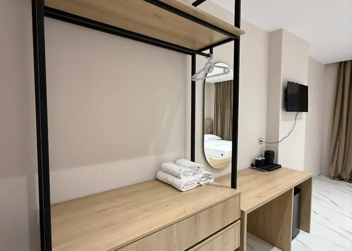 Azure Waves Отель