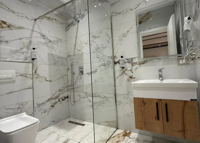 Azure Waves Отель *