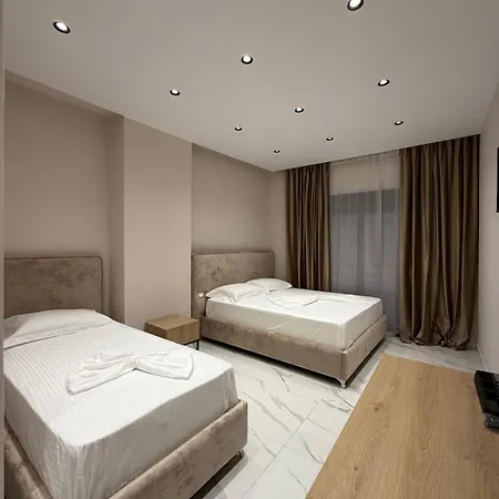 ホテル Azure Waves