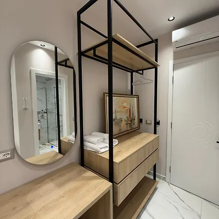 Azure Waves ホテル Vlorë